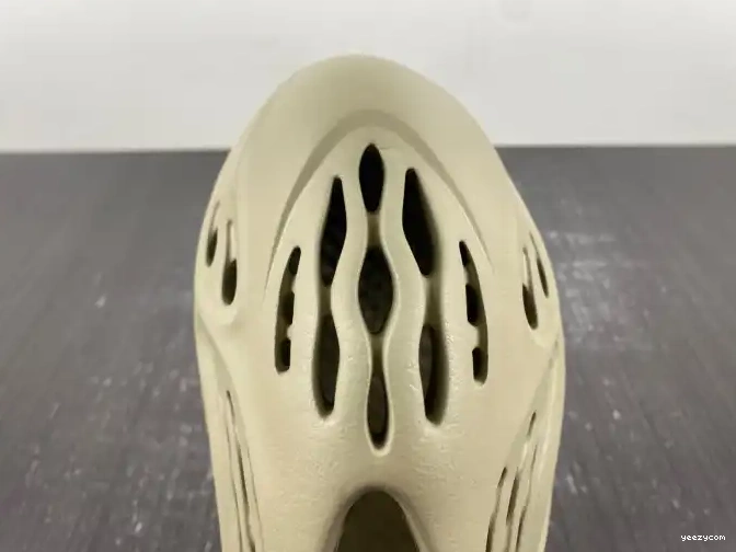 GV6840 RNR Yeezy Salt Stone Foam Adidas 0704